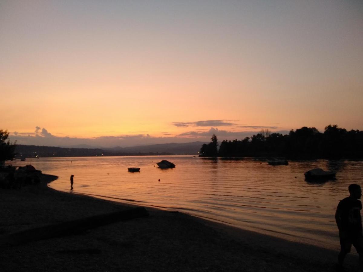 Appartamento Sul Lago Maggiore Castelletto sopra Ticino Exterior foto